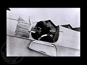 11 april 1934 in de lucht: Renato Donati toont een recordvlucht
